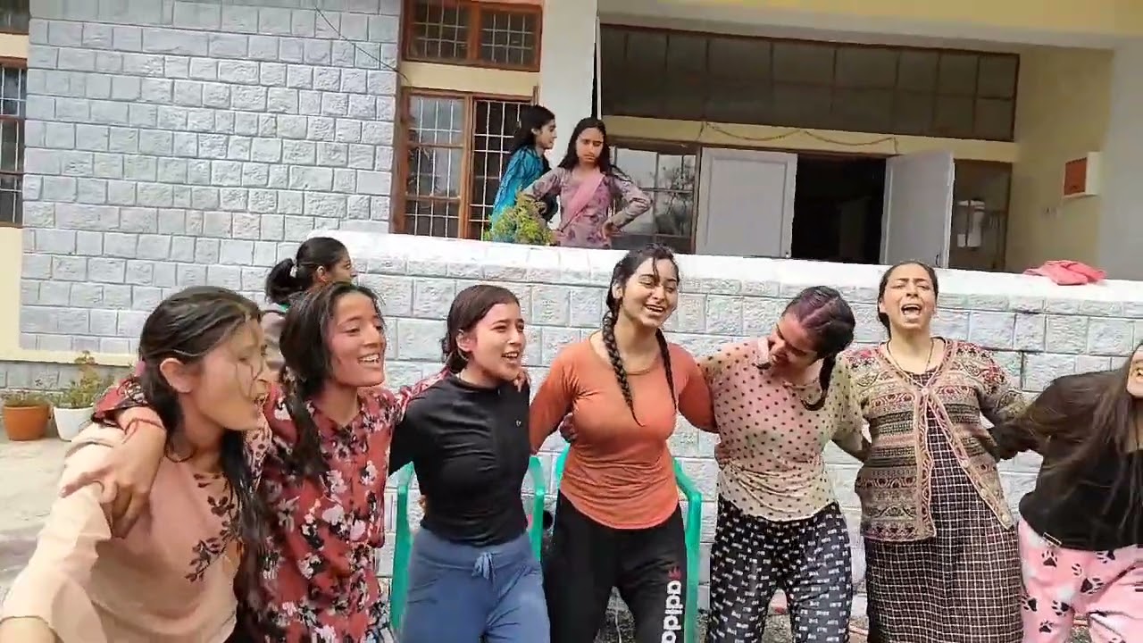 Naati on Holi day celebration at GCTE Dharamshala girls hostel 2025💐 | Simple steps of nati| my vlog