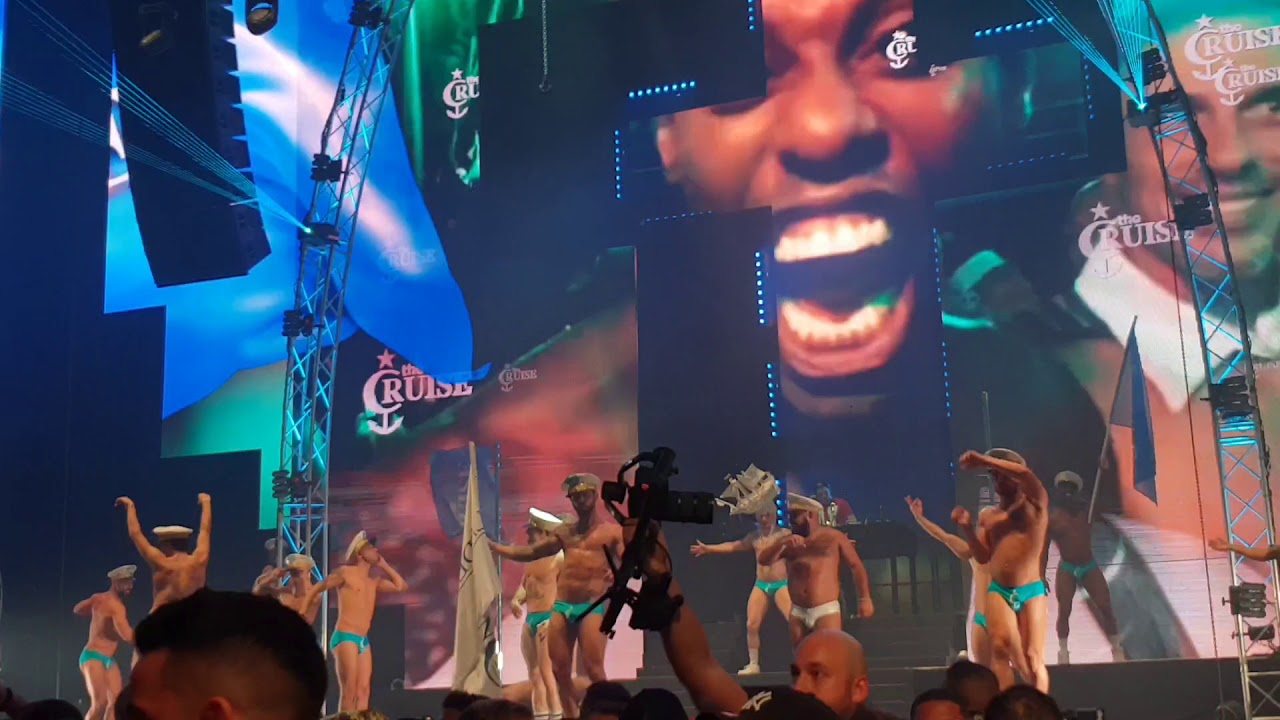 La Démence Brussels 29th Anniversary party 2018 gogo dancers  the Cruise
