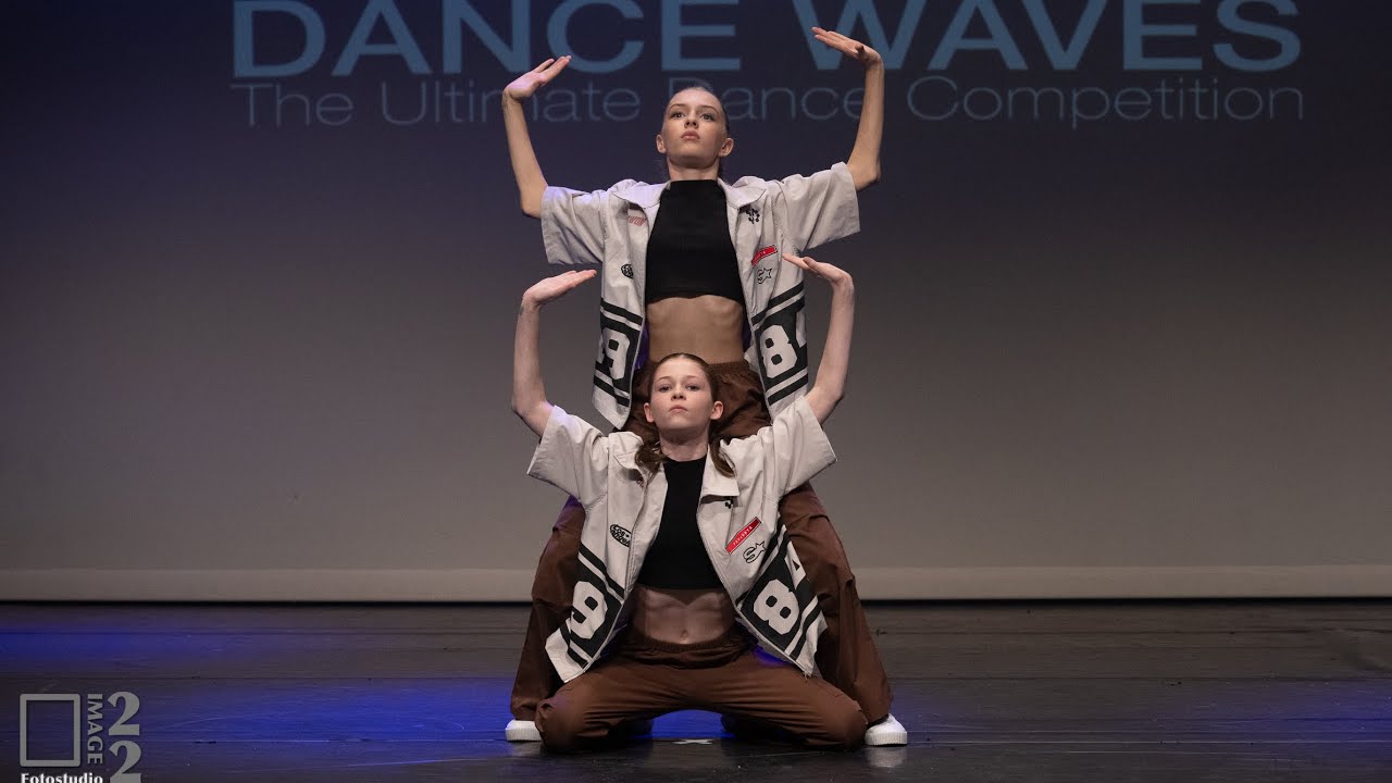 25-26 Qualifier 14 BE - Ella & Sarah-lynn (Dansschool Balanze)