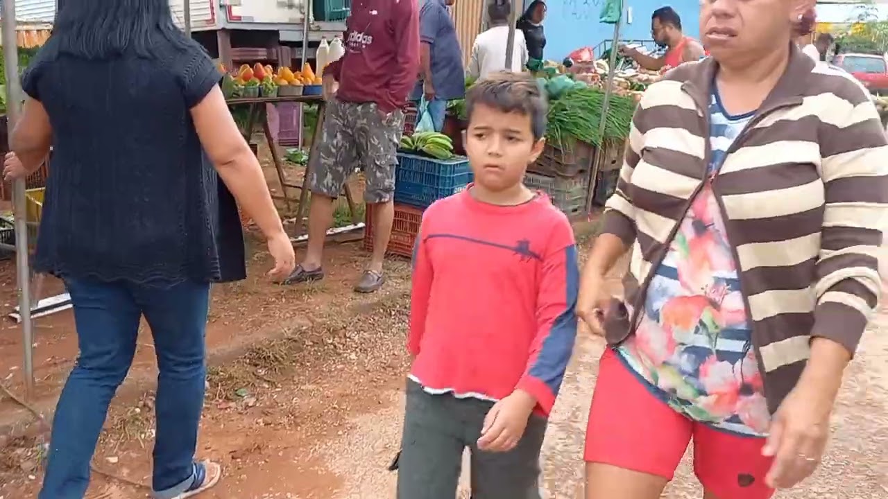 Feira do pérola 2 em águas lindas de goiás.