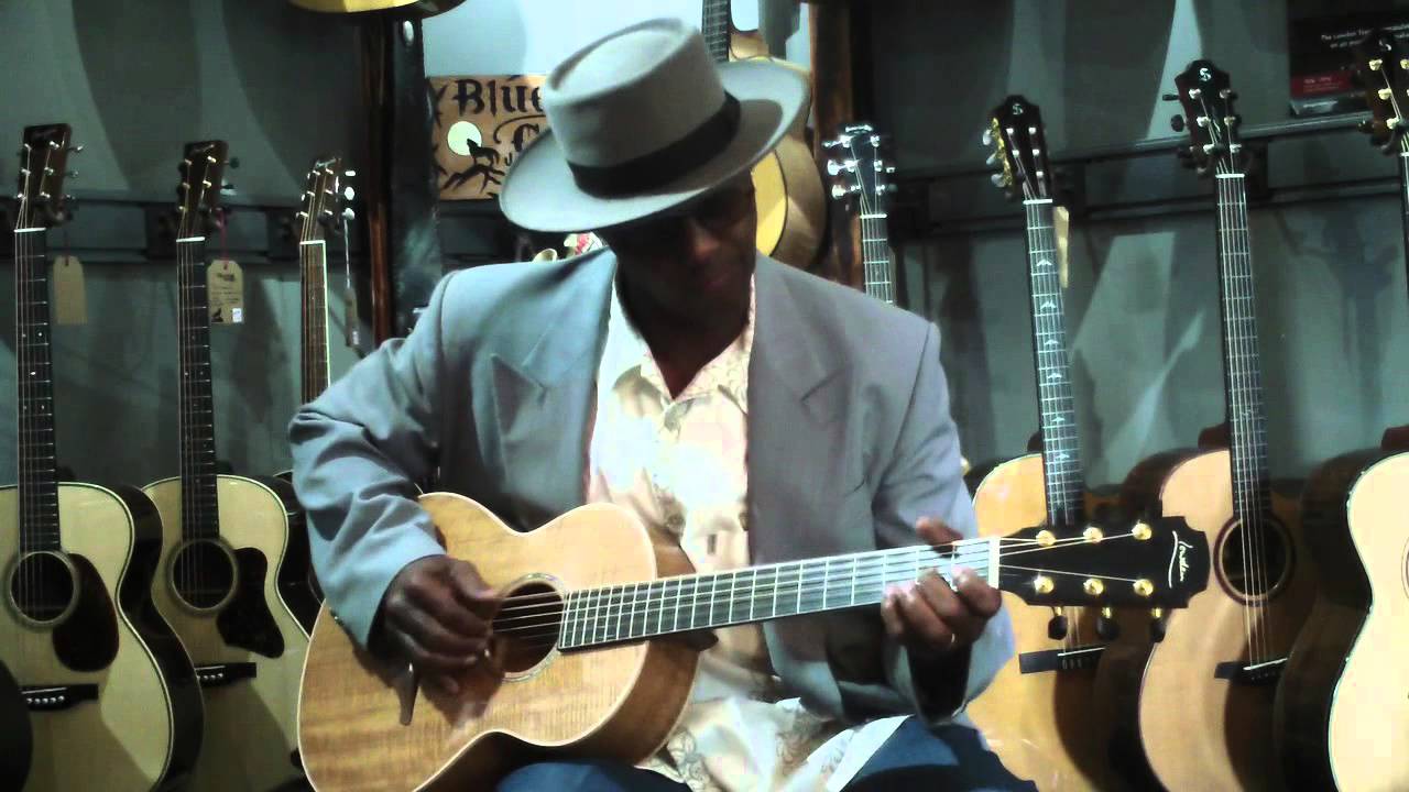 Eric Bibb plays the All-Mahogany Wee Lowden Guitar at Bluedog Guitars
