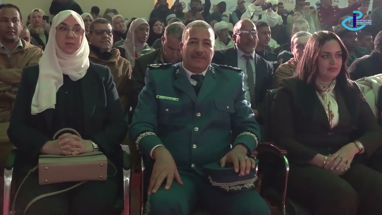 ملخص الاحتفالات  بيناير2976و تسليم جائزة رئيس الجمھورية للادب واللغة الامازيغية بولاية بني عباس