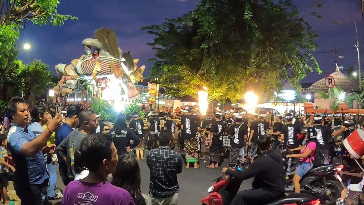 Walking Tour Ogoh-ogoh Festival Denpasar-Bali