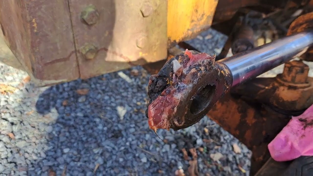 Antique Case 530CK Tractor backhoe Hydraulic cylinder repair #1