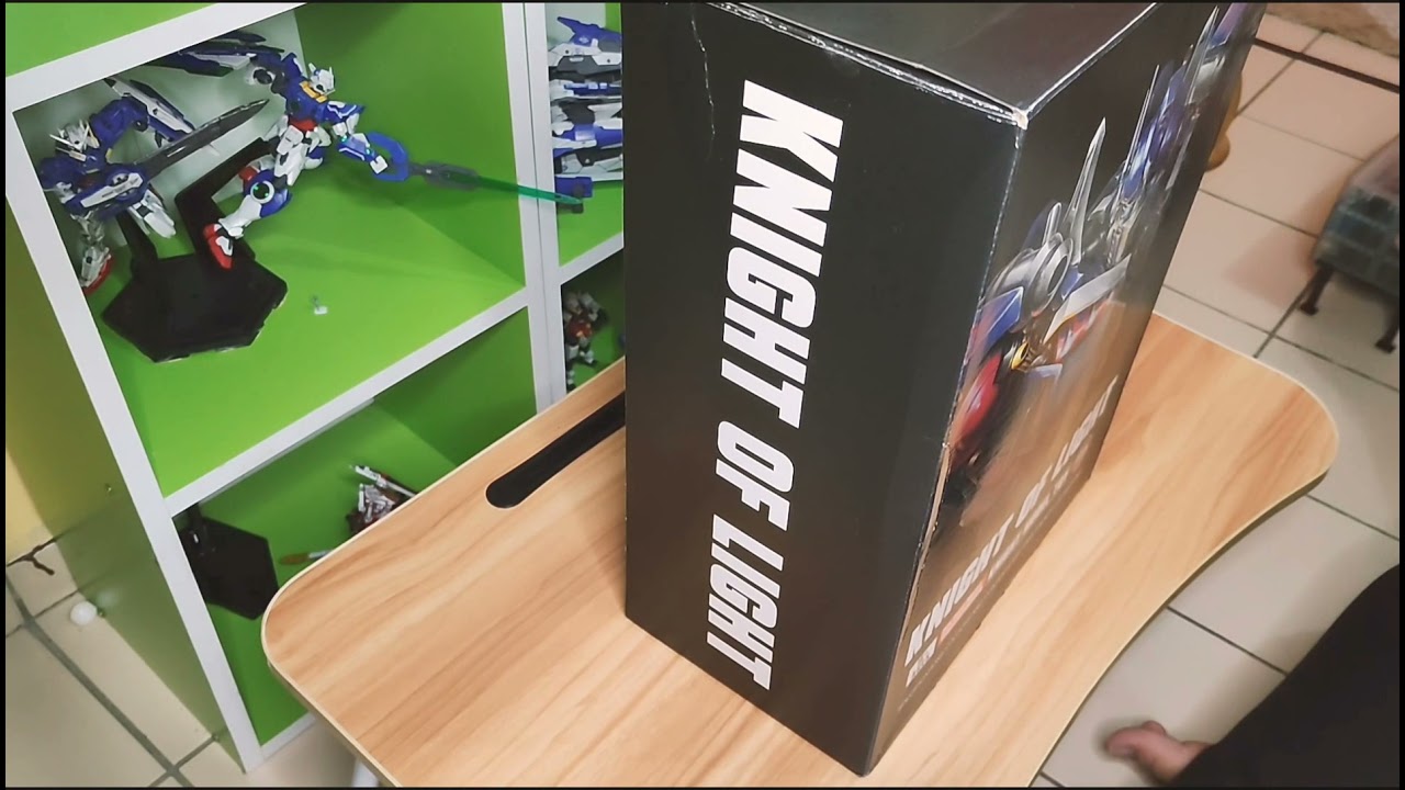 Black Mamba BMB LS-03 Oversize MPM04 Optimus Prime