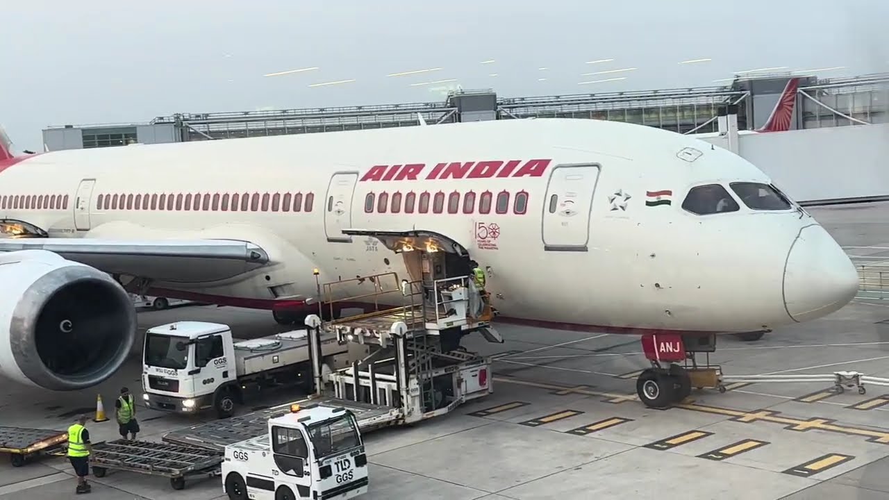 Air India First direct flight ✈️ london gatwick 🇬🇧 to Bangalore kempegowda airport 🇮🇳 Aug 28 2024