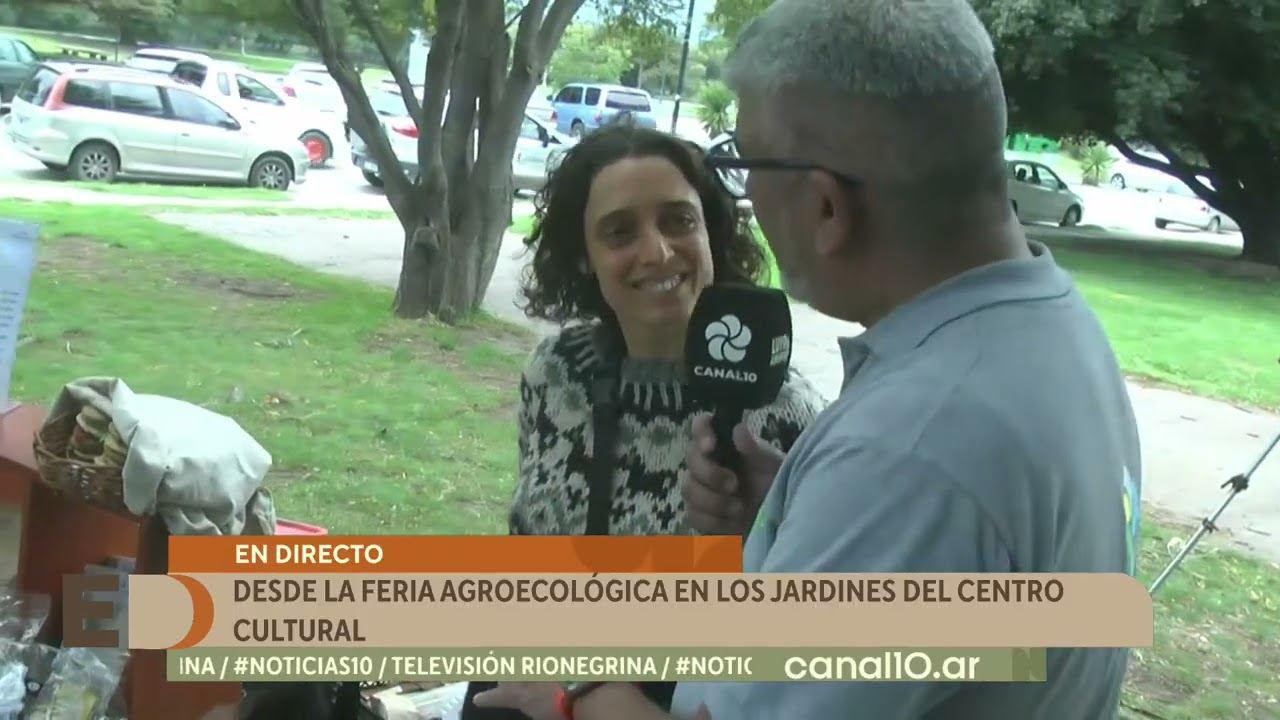 Visitamos la Feria Agroecológica en los jardines del centro cultural de Viedma