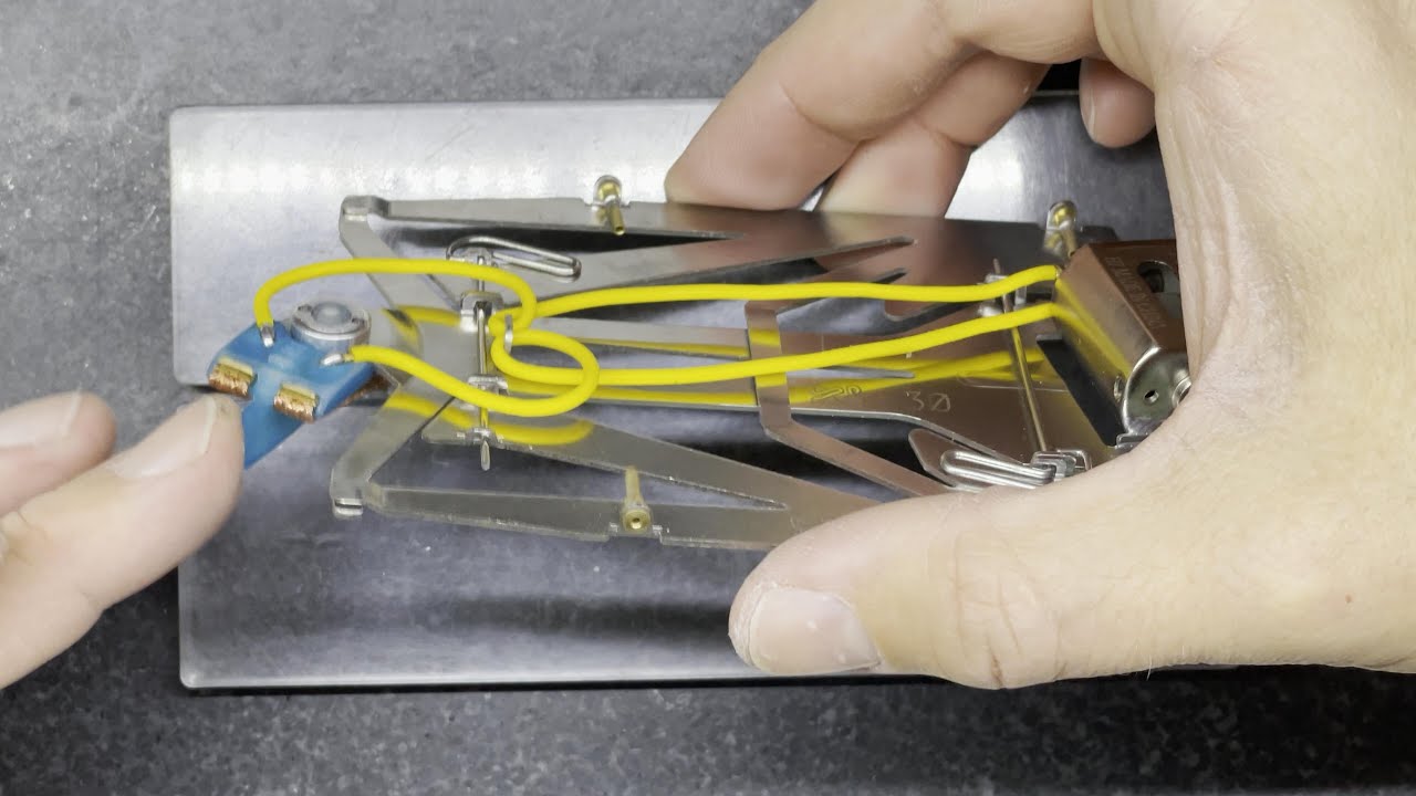 Build a race winning JK C43 Aleos slot car chassis - Part 7 (Adding a guide and lead wires)