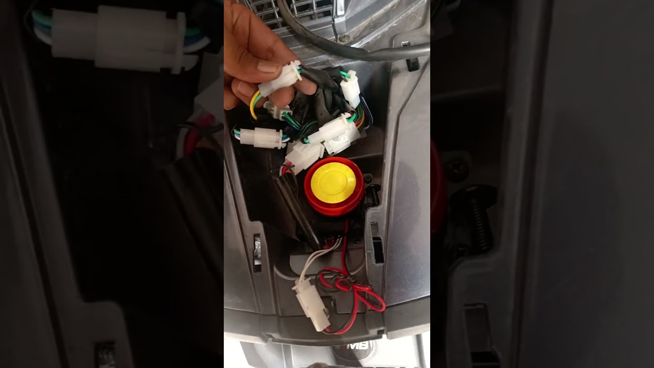 Glock 200 MB no prende tablero con el swich solo a control remoto.