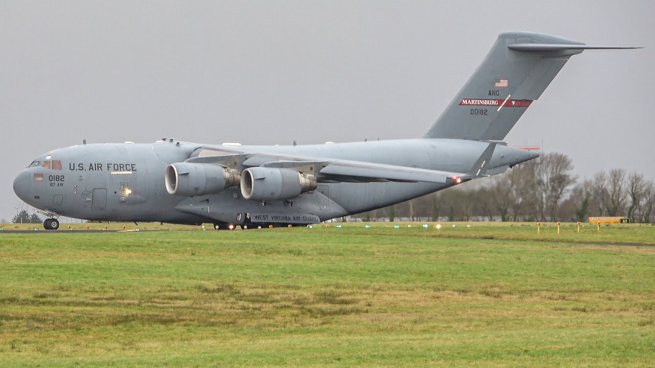 🇺🇸RCH818 00-0182 USAF Boeing C-17A Globemaster III departing Belfast International Airport to Dover.
