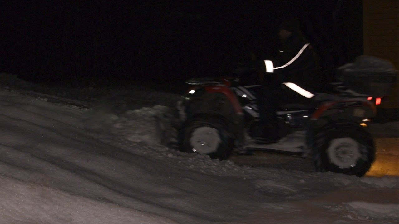 CFMOTO CFORCE 520 L Snow Plowing
