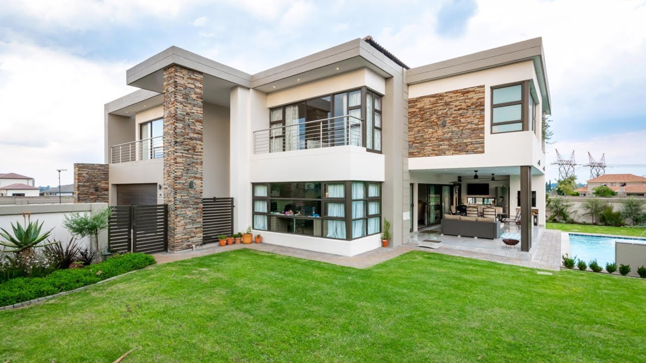 5 bedroom security estate home for sale in La Como Lifestyle Estate | Pam Golding Properties