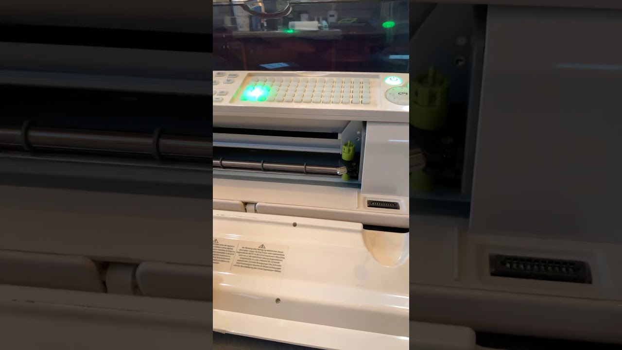 Making letters with the Cricut expressions