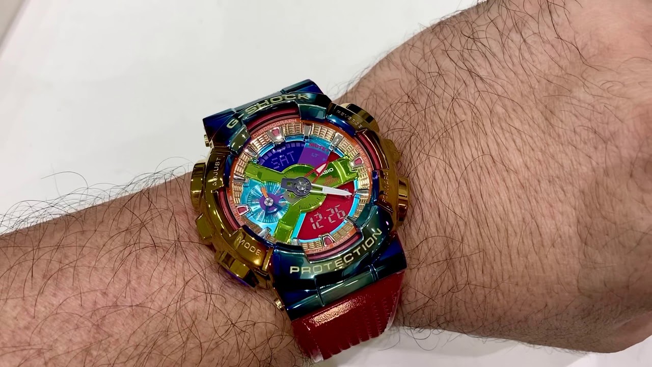 I tried wearing the Casio G-shock GM-110RB-2A! A super attention-grabbing watch!