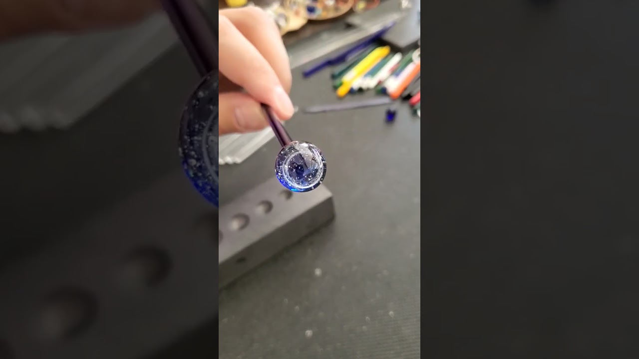 How to create a stunning glass galaxy pendant?  #lampwork #glassart #space #宇宙ガラス