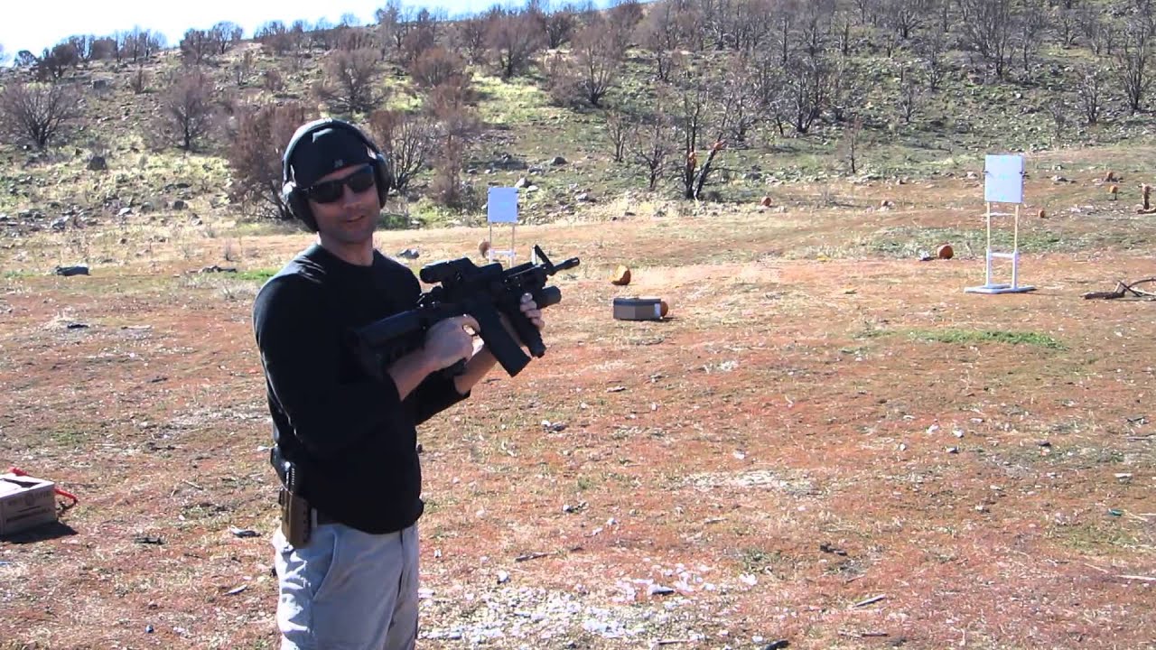 Benson fires M4A1 3 round burst mode