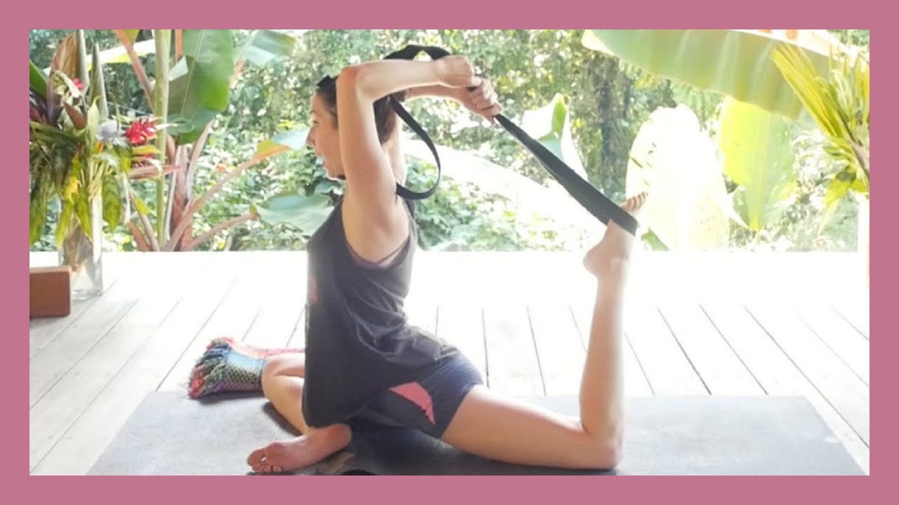 How To Flip Your Grip - Yoga Tutorial