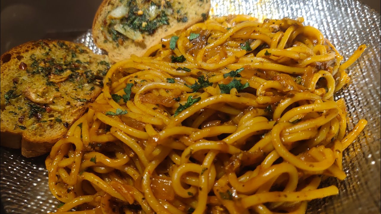 SPICY SPAGHETTI😍🤤🍝 ( quick and easy to find ingredients)