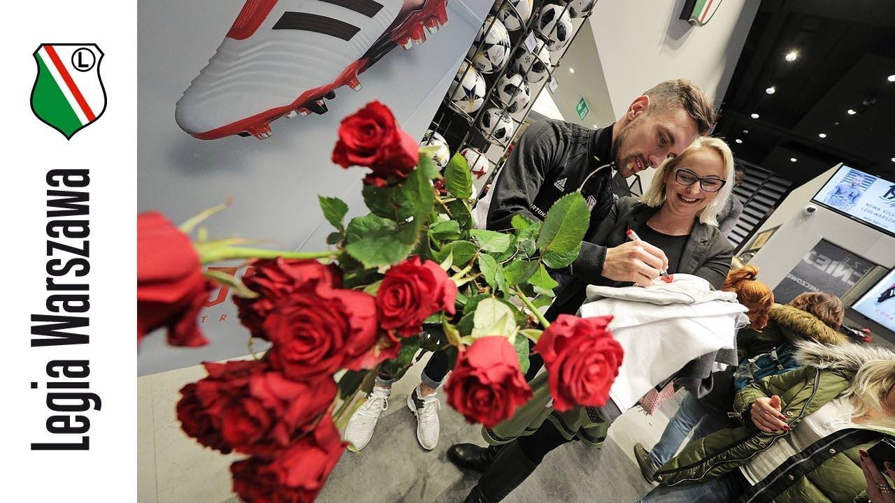 Dzień kobiet w Legia FanStore!