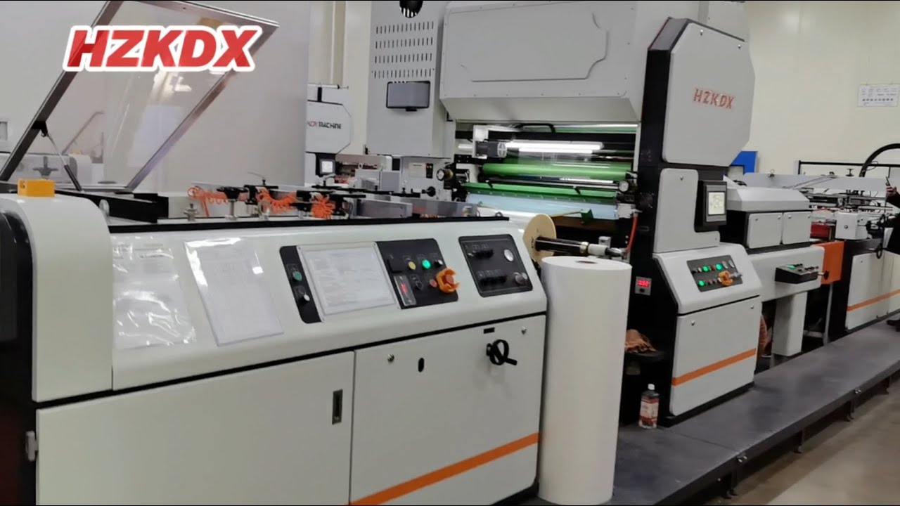 Film lamination on cardboard with window. cosmetic packaging laminadora laminatrice folienkaschieren
