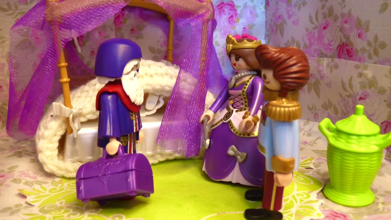 La princesse a un accident, la reine est inquiète - Playmobil en Français -  Château de princesse