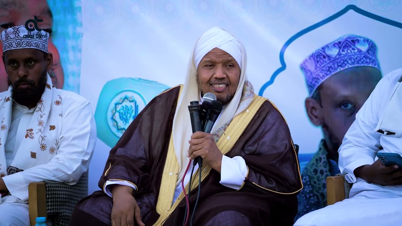 Walalo ayaa tihiin maxay tahay sheydanka iyo is-dilkana, Allaha naga dulqado”Sh. C/rashid Cali Sufi.