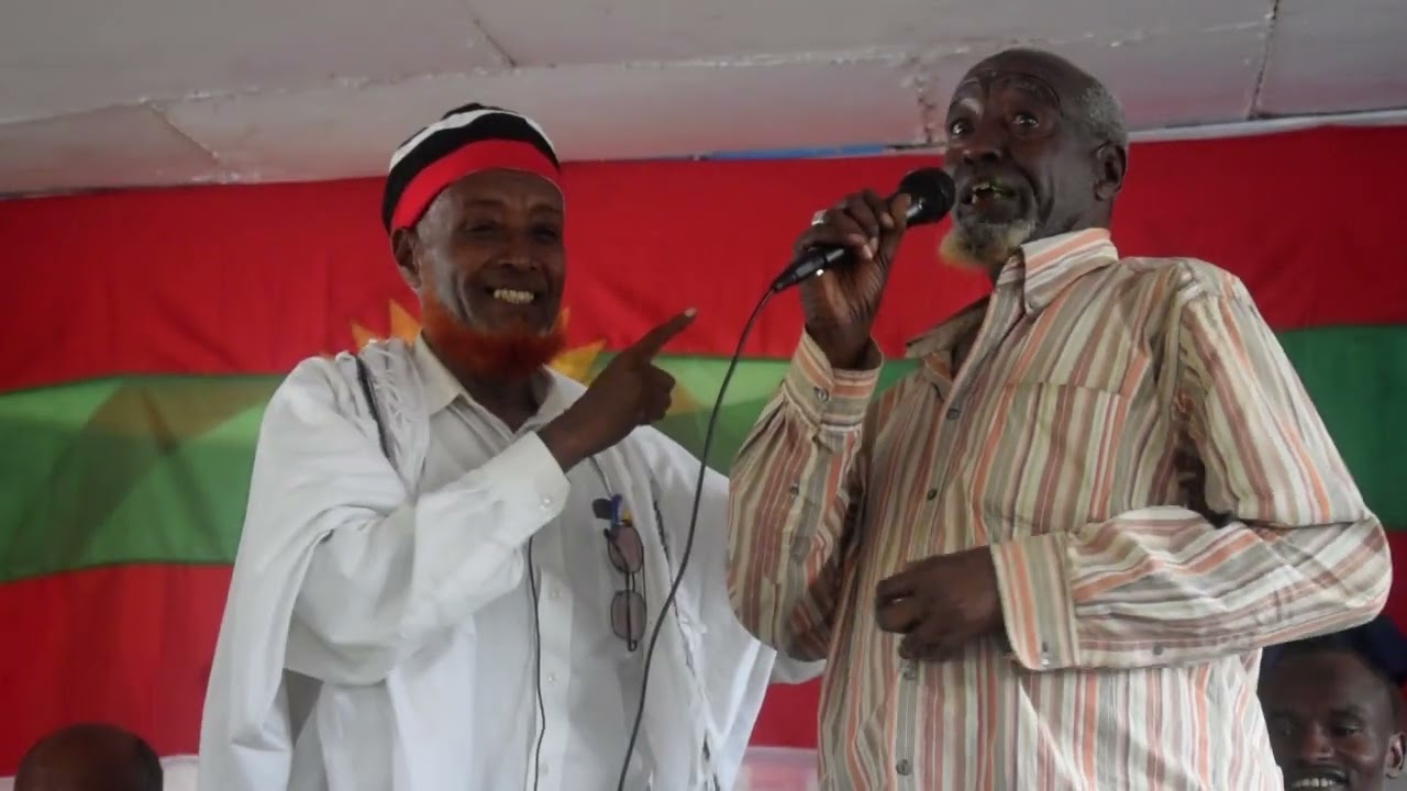 Obbo Galaasaa Dilboo (RIP) yeroo ummata Aanaa Qumbii galateefatan!!!