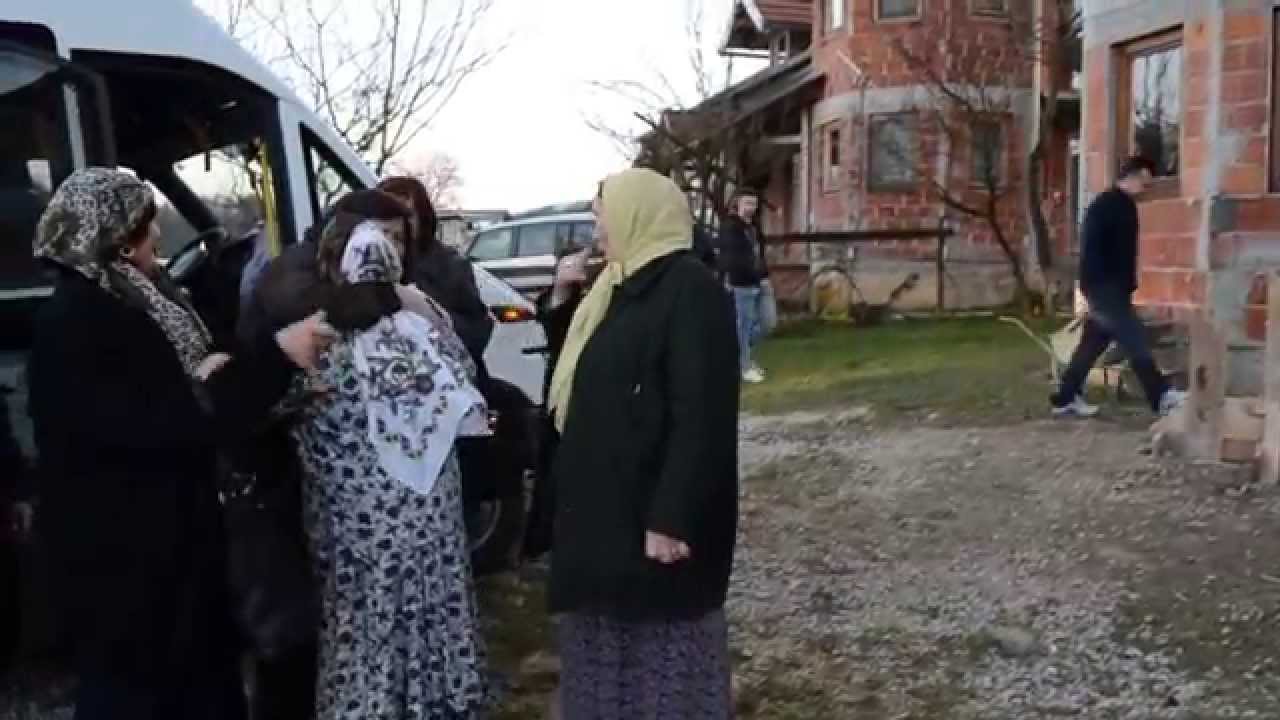 HANIJA SRETNO DOČEKUJE SVOJE DRUGE A SINOVI ISMET I ELVIR ZAŽELJELI DOBRU DOŠLICU