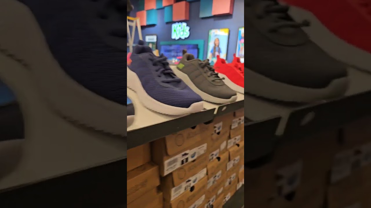 A tour inside Skechers Shoe Shop DFO