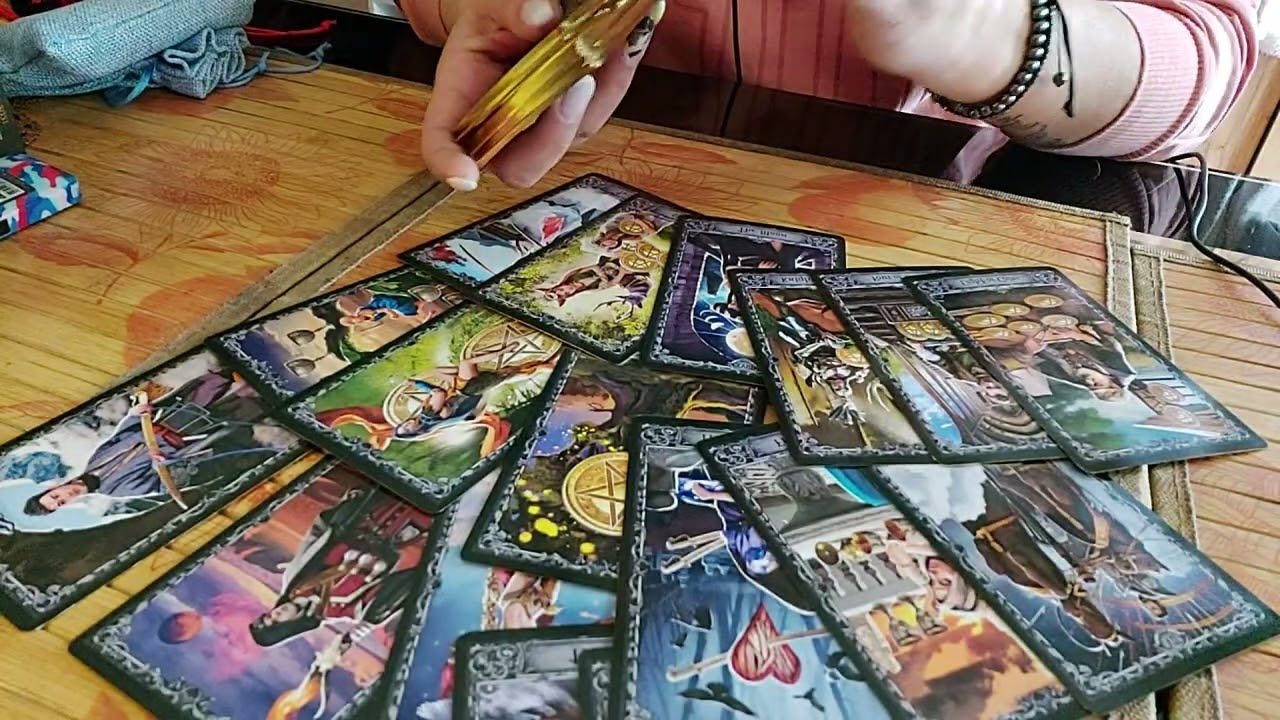 Има ли чувства към вас или се заблуждавате???❤❤❤❤