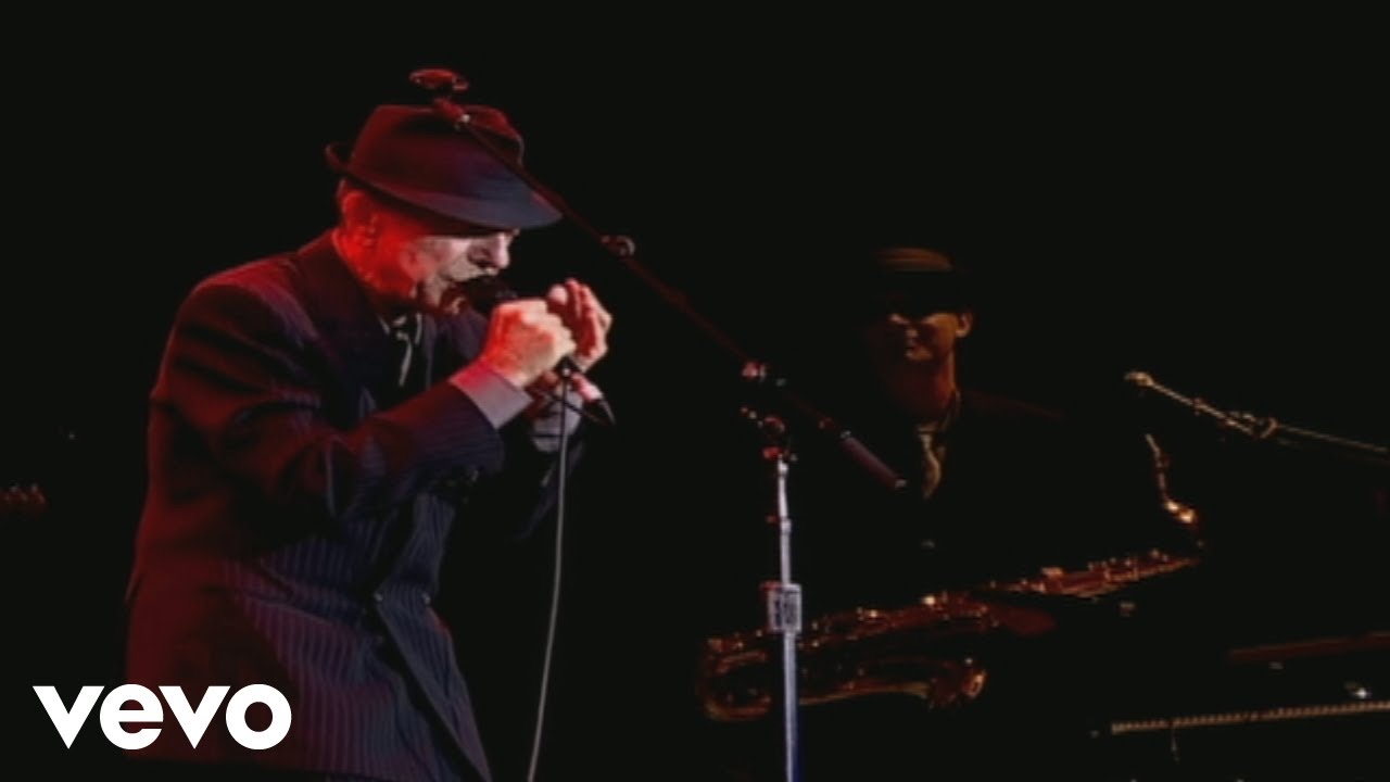 Leonard Cohen - Ain't No Cure For Love (Official Live in London 2008)