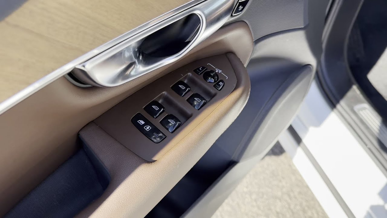 2023 Volvo XC90 Plus Huntington Station, Melville, Plainview, Hicksville, Rockville Centre