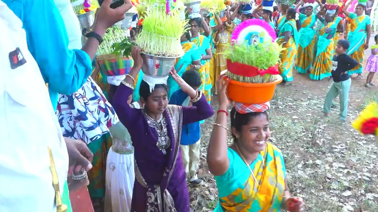 மாந்தாங்குடி ஶ்ரீ செல்வ விநாயகர், ஶ்ரீ மகா முத்துமாரியம்மன் கோவில் கும்பாபிஷேக  முளைப்பாரி எடுத்தல்