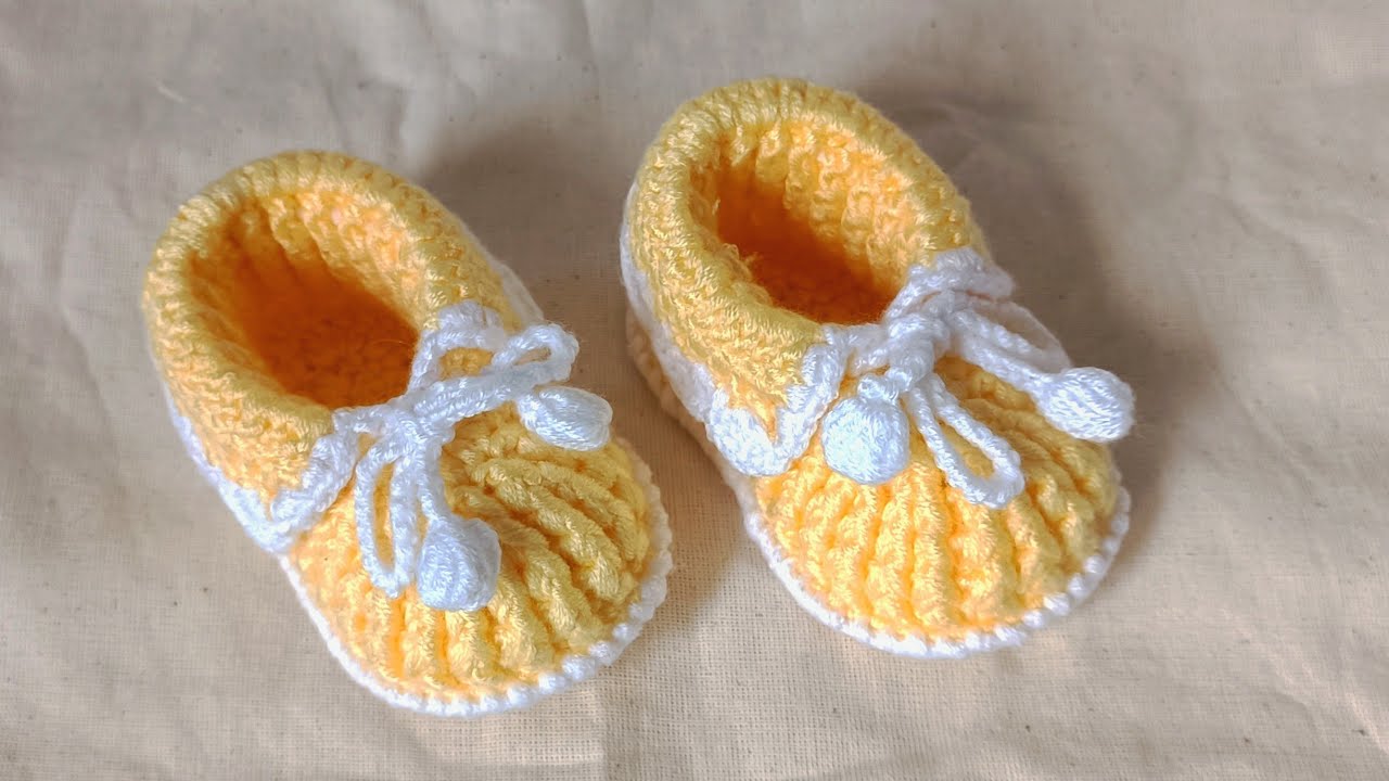 How To Crochet Yellow Baby Booties