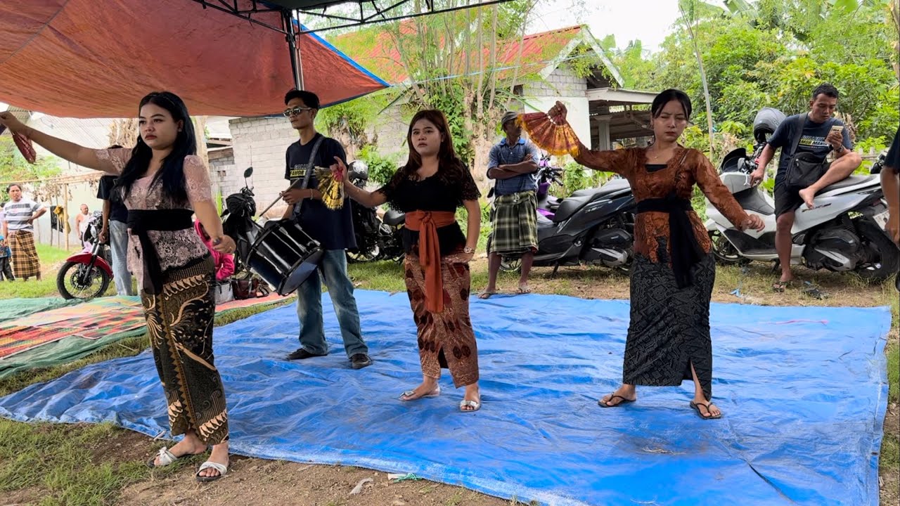 Live Famor Mania Labuhan Haji lagu Ngimpi Merarik bersama tiga Dancer Cantik
