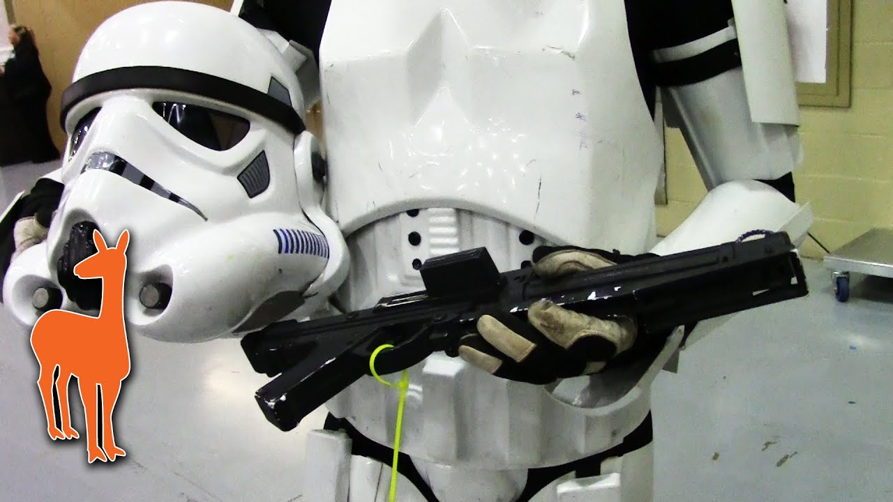 Cosplay Weapons & Gear at Comic Con 2015: Han Solo & Stormtrooper vs. The Social Regressive