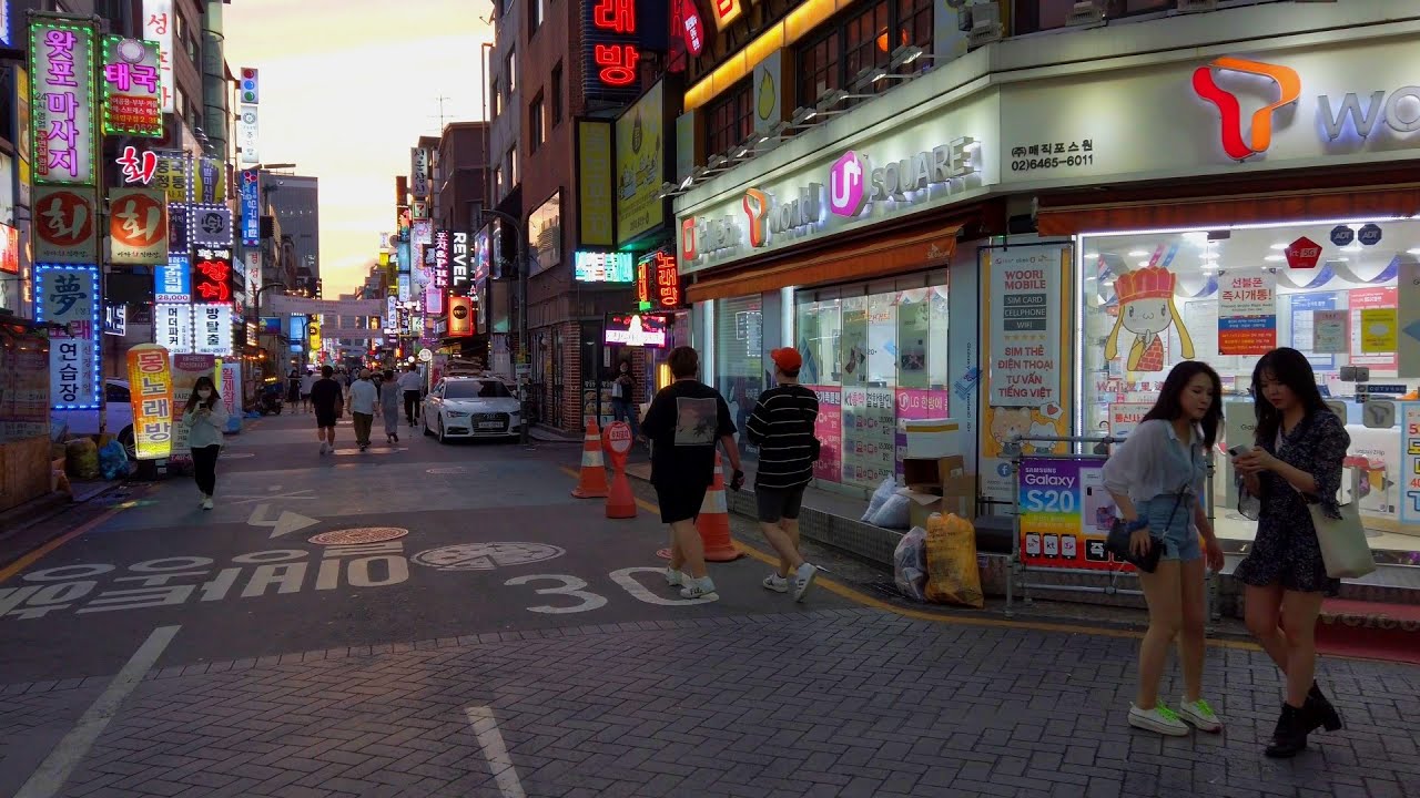 건대입구역 - Walking around Konkuk University Station, Seoul, Korea