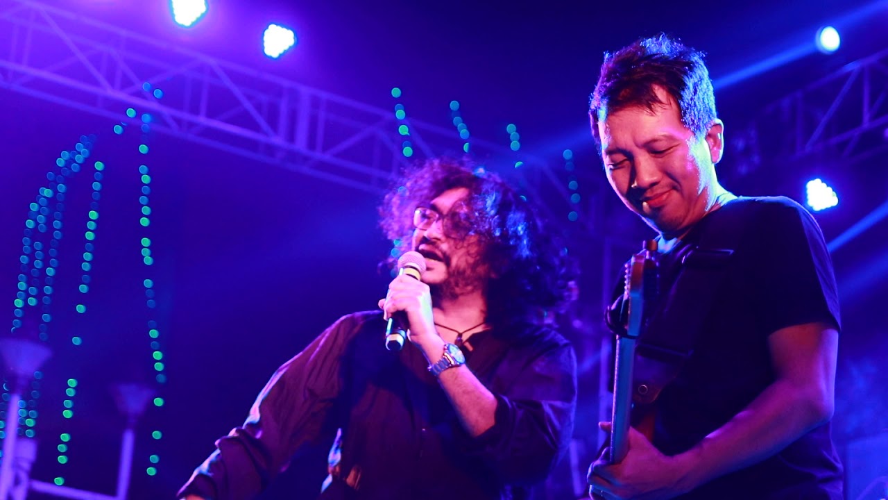 Fossils live concert at Hooghly Mohsin College