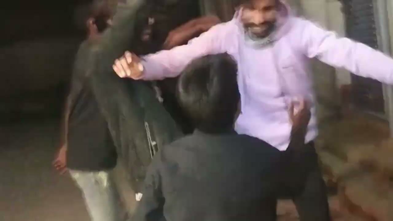 रात के समय 12:00 मस्ती 