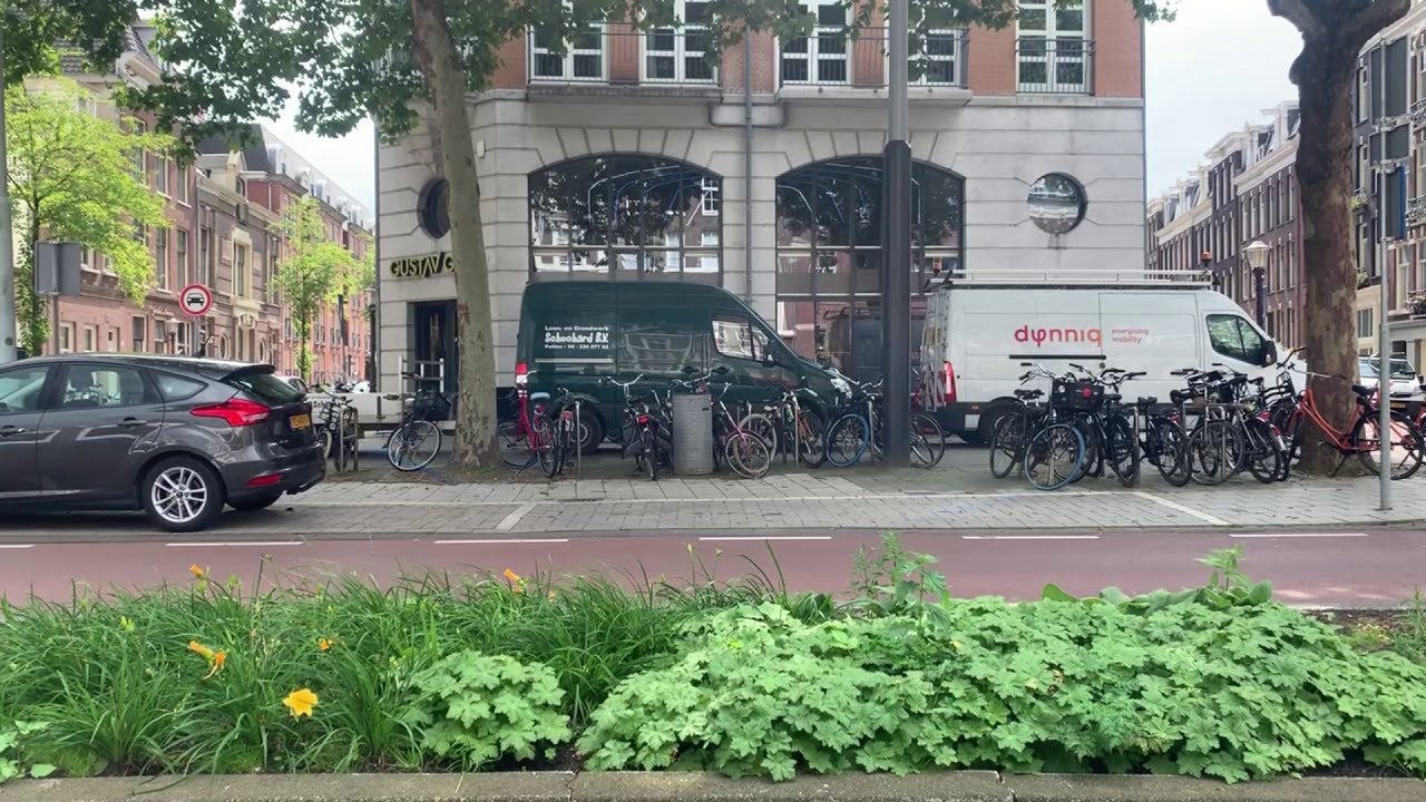 Rit Amsterdamse Tram: Tram 1 Muiderpoortstation naar Osdorp de Aker met omroepen
