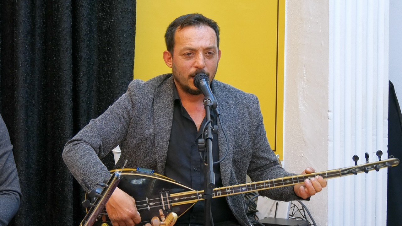 İbrahim Karagöz – Kerimoğlu Zeybeği & Teke Potpori | İsmail Peynirci ile Yöremiz Yörük Geceleri
