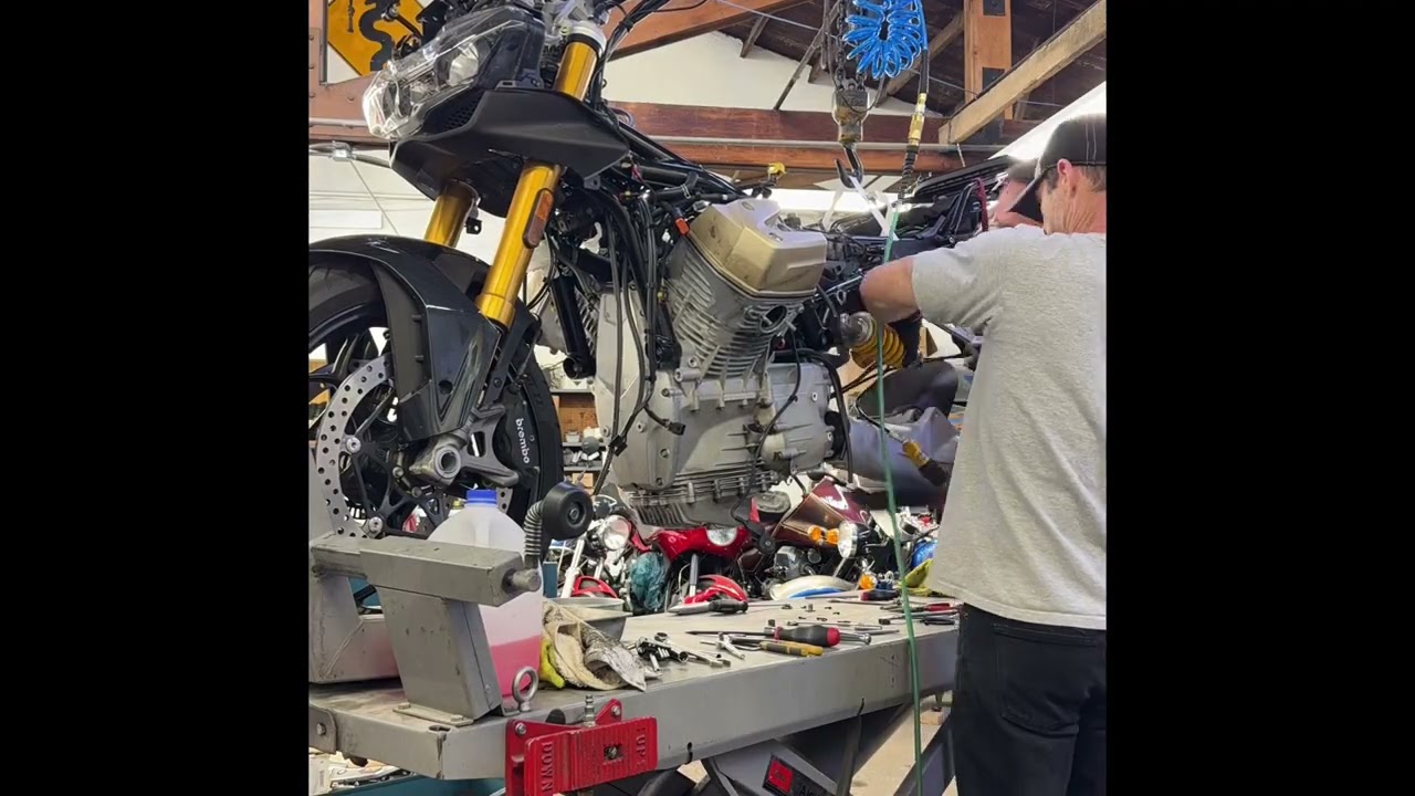 Moto Guzzi V100 Engine Removal - Time Lapse