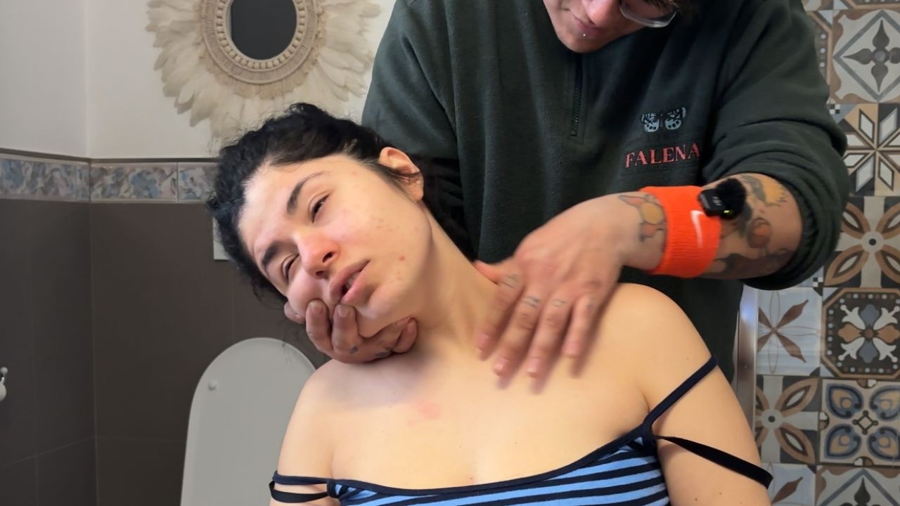 ASMR | Head and Shoulders massage | finally it was my turn to get a massage