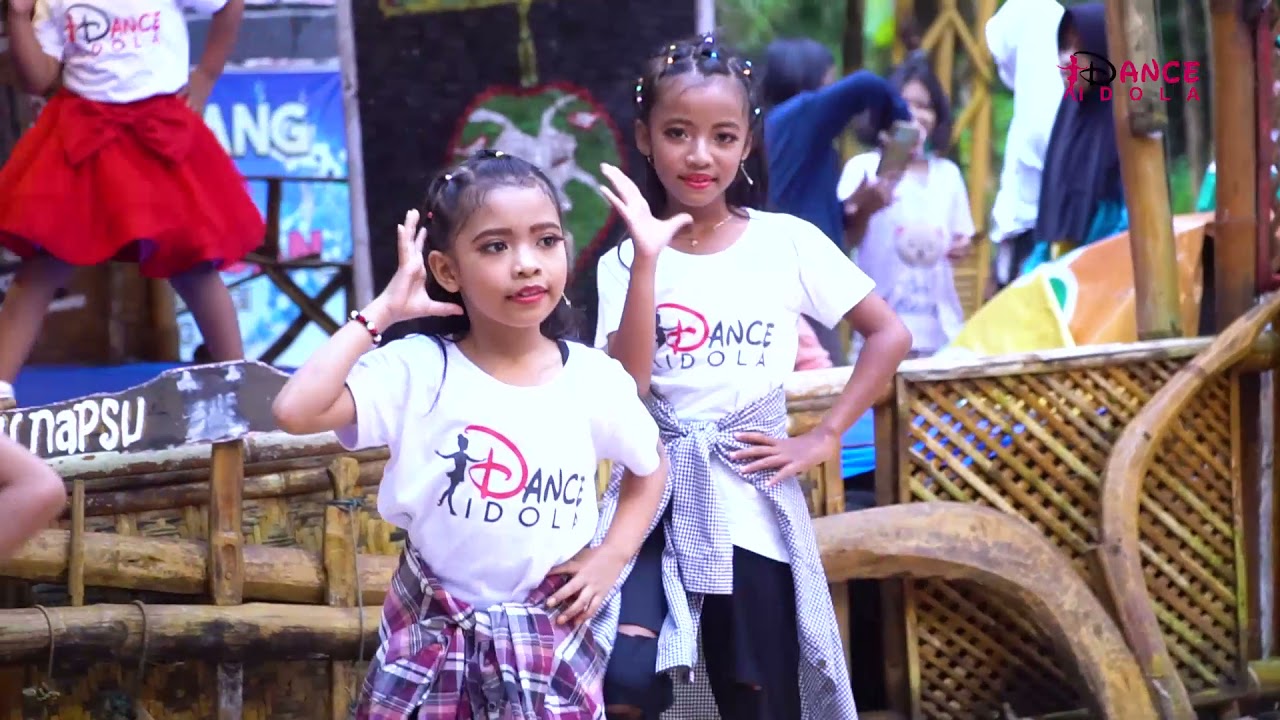 -MOMOLAND - OBIC DANCE IDOLA DAN CLASS DANCE IDOLA