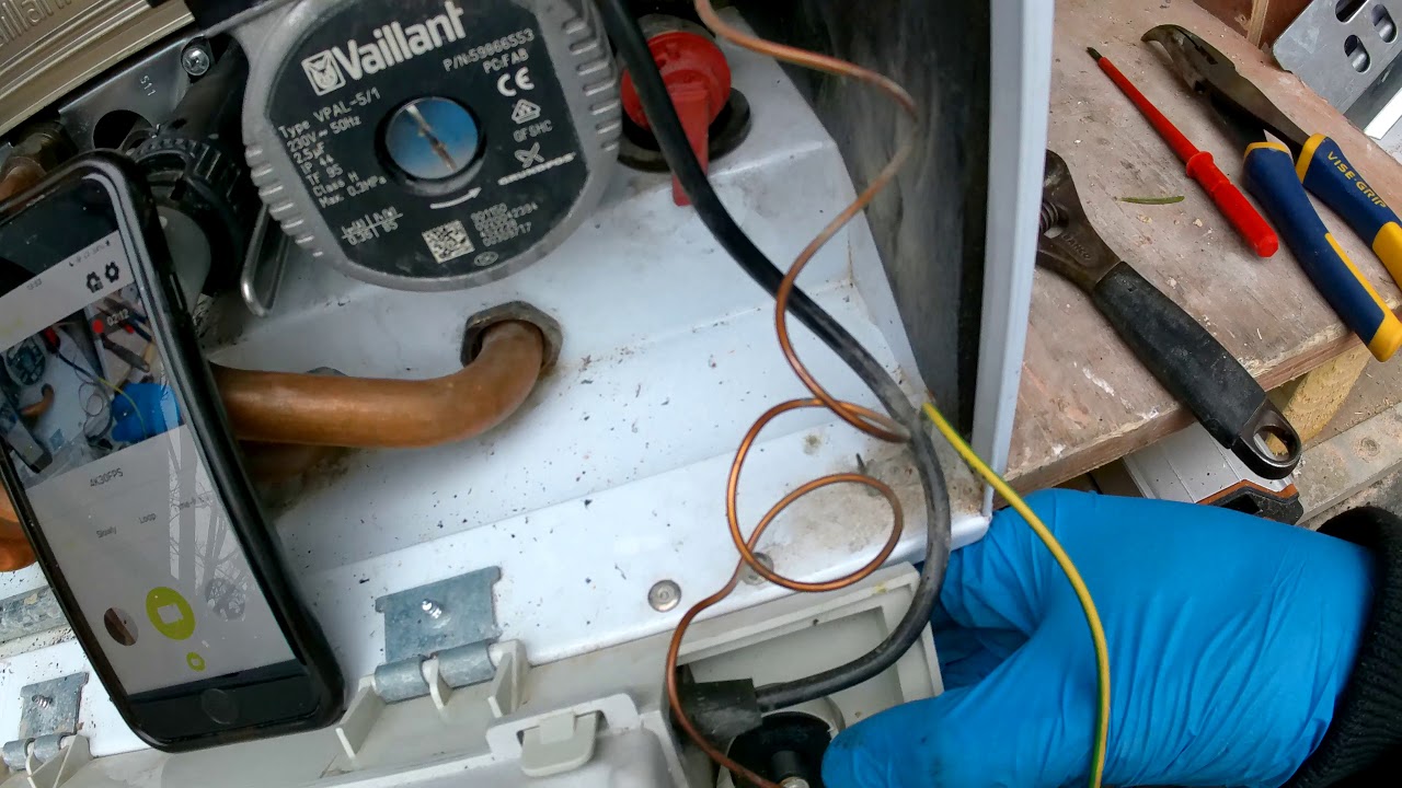 Vaillant EcoTec Pro | Как заменить манометр