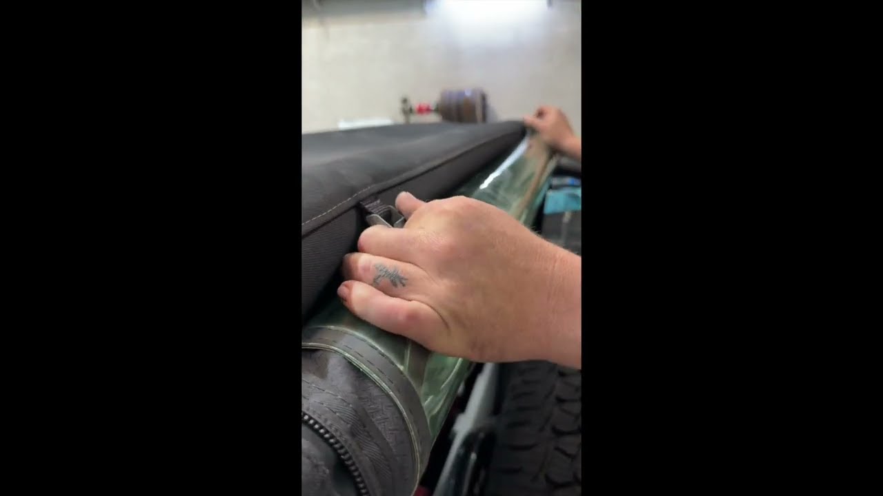 Removing DEFENDER 90 Soft Top
