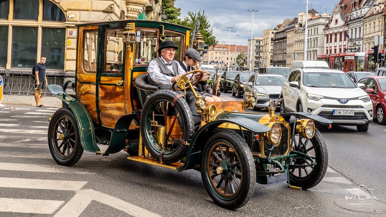 MotoClassic 2025 parada w rynku Wrocław
