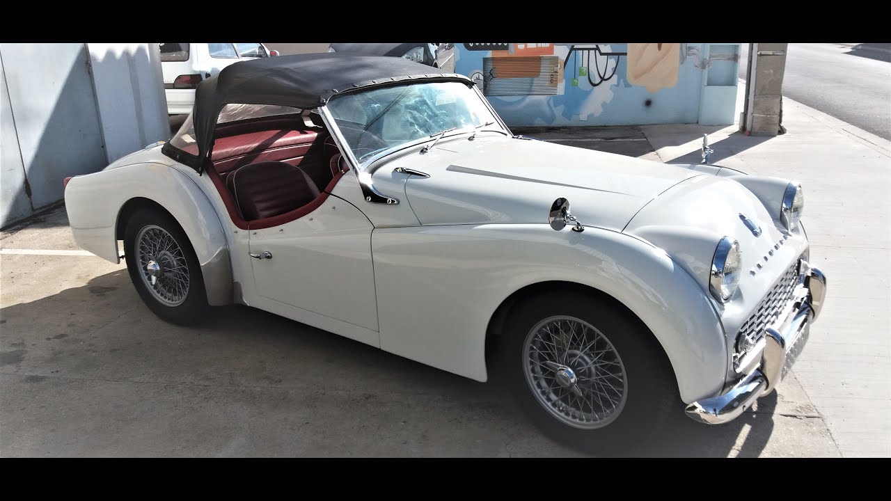 TRIUMPH TR3 RESTAURATION COMPLETE