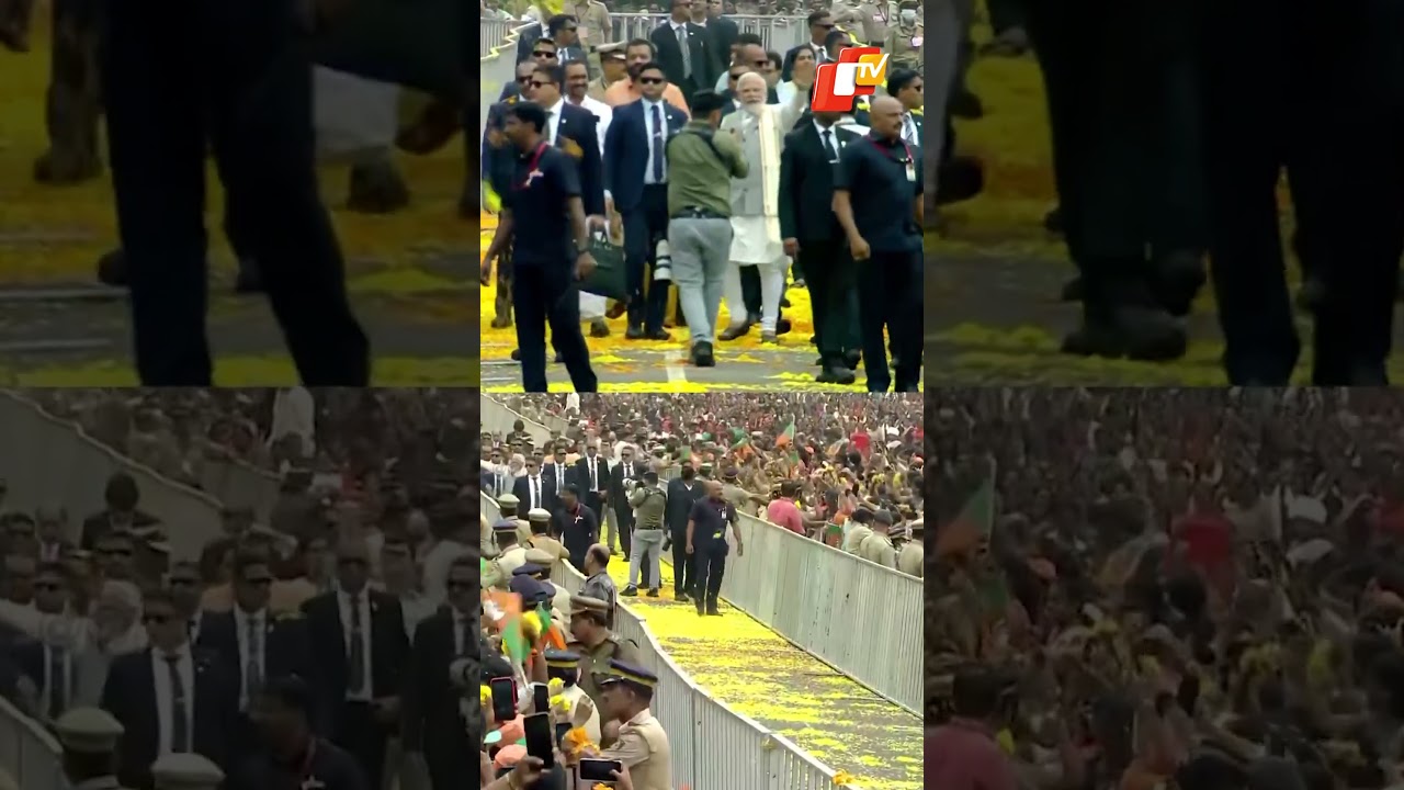 PM Modi Gets Grand Welcome In Kerala&rsquo;s Thrissur, PM Waves At People Who Had Gathered To Welcome Him