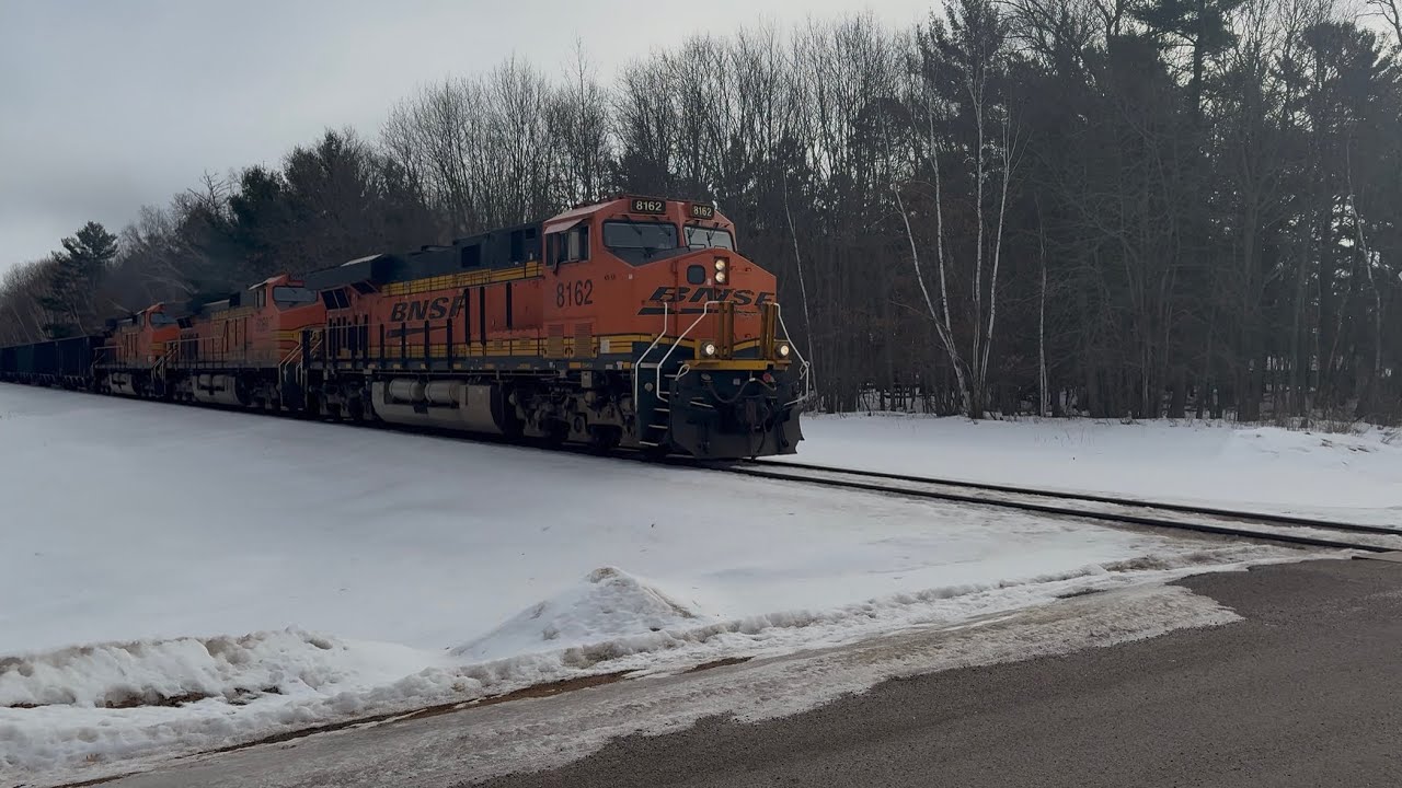 BNSF #8162 leads this WB manifest before catching fire! Brainerd Sub